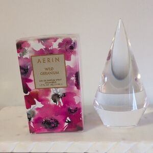 Aerin Wild Geranium Perfume with Pink Floral Box